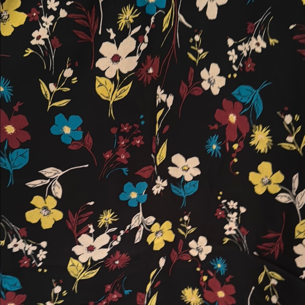 Pioneer Woman Floral Print Blouse with V-Neck - Size XXL - Picture 4 of 4